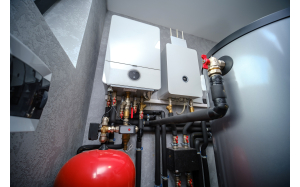 Неприємний запах води з бойлера: що робити?